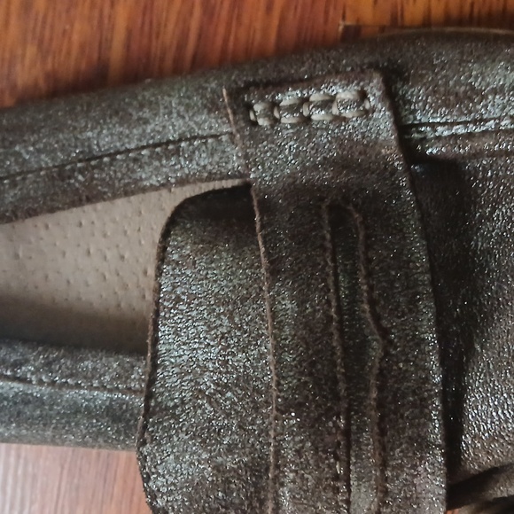 Metallic leather loafers - Picture 4 of 10